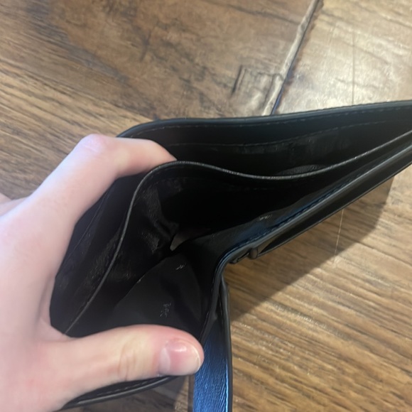 NEW with tags Michael Kors Wallet - Picture 6 of 8